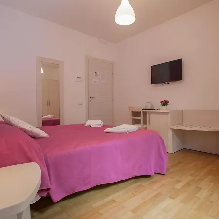 Bed and Breakfast Momenti Romani