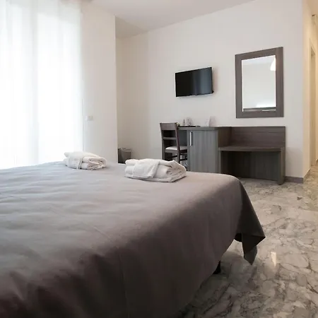 Momenti Romani Alojamento de Acomodação e Pequeno-almoço