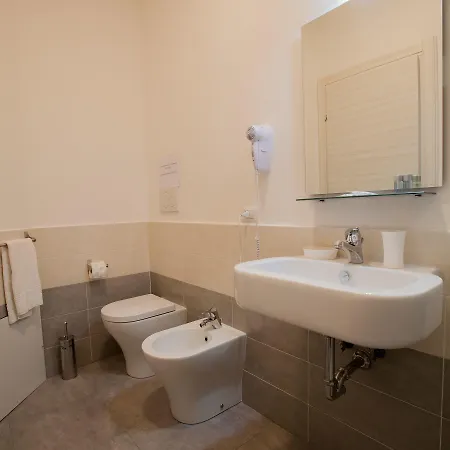 Momenti Romani 4* Rom