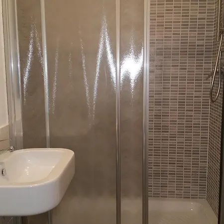 Bed and Breakfast Momenti Romani 4*