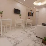 Momenti Romani Bed & Breakfast 4*