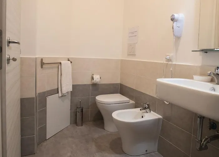 Bed & Breakfast Momenti Romani 4*