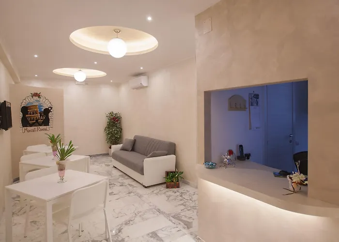 Bed & Breakfast Momenti Romani 4*